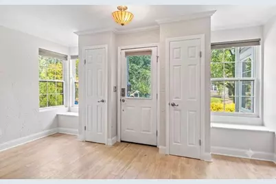 493 W 3rd Avenue, Columbus, OH 43201 - Photo 3