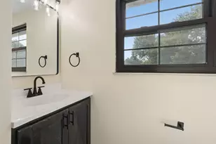 3768 Springwood Dr, Columbus, OH 43224 - Photo 31