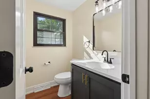 3768 Springwood Dr, Columbus, OH 43224 - Photo 19