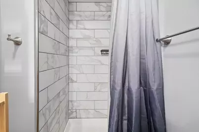 255 E Kelso Road, Columbus, OH 43202 - Photo 23
