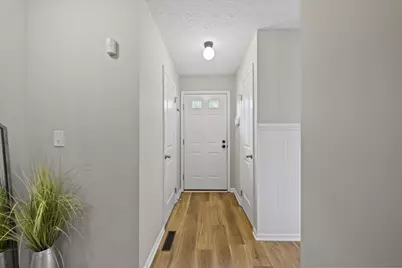 3262 Brookview Way #11, Columbus, OH 43221 - Photo 5
