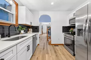 805 S Hague Ave, Columbus, OH 43204 - Photo 7