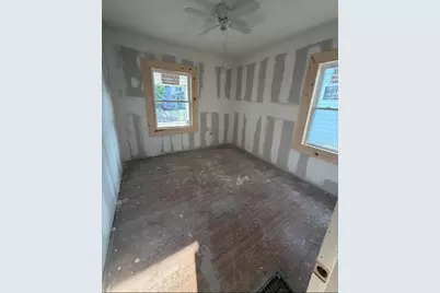 308 N Burgess Avenue, Columbus, OH 43204 - Photo 5