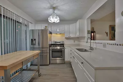 7731 Kelvinway Drive #64, Worthington, OH 43085 - Photo 5