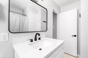 1775 Northwest Ct, Columbus, OH 43212 - Photo 9