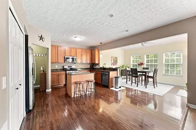 1332 Wagy Square, Pataskala, OH 43062 - Photo 7