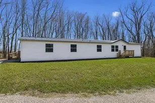 2525 Panther Dr NE, New Lexington, OH 43764 - Photo 1
