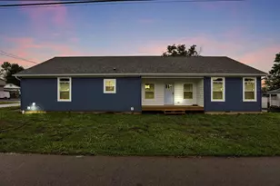 216 Wood St, Buckeye Lake, OH 43008 - Photo 1