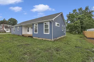 216 Wood St, Buckeye Lake, OH 43008 - Photo 3