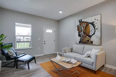 295 W Park Avenue, Columbus, OH 43223 - Photo 5