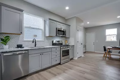 295 W Park Avenue, Columbus, OH 43223 - Photo 7