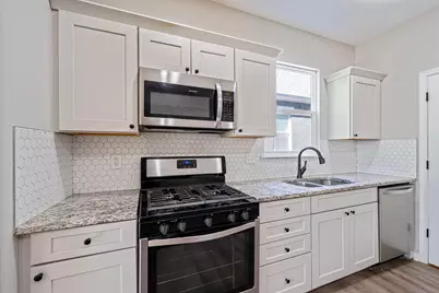 293 W Park Avenue, Columbus, OH 43223 - Photo 13