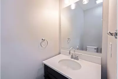 293 W Park Avenue, Columbus, OH 43223 - Photo 17