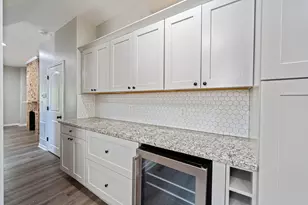 293 W Park Ave, Columbus, OH 43223 - Photo 11