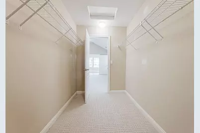 5087 Dinard Way #104, Columbus, OH 43221 - Photo 23