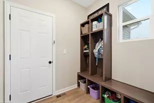 427 Pioneer Wy, Pataskala, OH 43062 - Photo 25