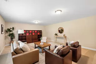 2027 Tulip Way, Lewis Center, OH 43035 - Photo 43