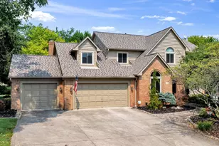 688 Southbluff Dr, Westerville, OH 43082 - Photo 1