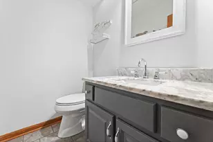 688 Southbluff Dr, Westerville, OH 43082 - Photo 9