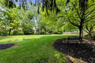 688 Southbluff Dr, Westerville, OH 43082 - Photo 59