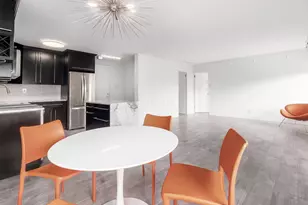 1000 Urlin Ave, Columbus, OH 43212 - Photo 11