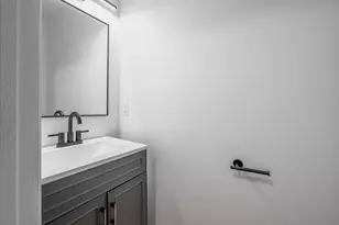 219 Pinoak Ct, Delaware, OH 43015 - Photo 5