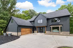 1560 Carriage Rd, Powell, OH 43065 - Photo 1