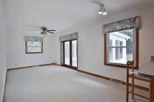 4249 Rowanne Rd, Columbus, OH 43214 - Photo 19