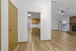 380 Wild Stallion Dr, Galloway, OH 43119 - Photo 9