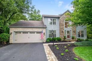 2116 Castlebrook Dr, Powell, OH 43065 - Photo 3