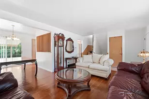 5417 Walshire Dr, Columbus, OH 43232 - Photo 5