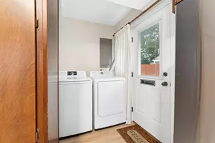 1967 Zollinger Rd, Columbus, OH 43221 - Photo 15