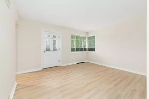 1967 Zollinger Rd, Columbus, OH 43221 - Photo 9