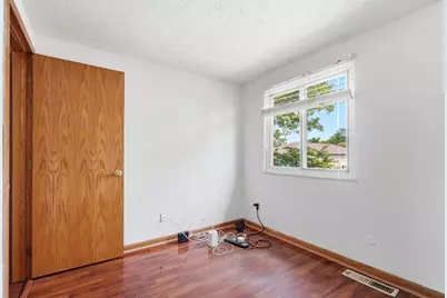 555 Fox Ridge Street, Columbus, OH 43228 - Photo 25