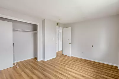 4651 Hilton Avenue, Columbus, OH 43228 - Photo 13