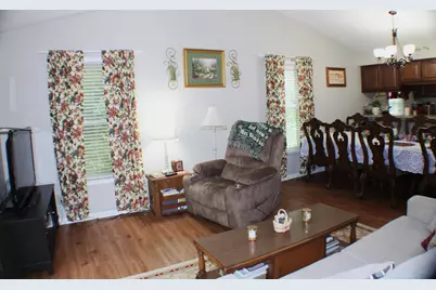 1058 Chatham Lane W, Delaware, OH 43015 - Photo 17