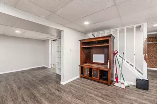 5960 Winterberry Dr, Galloway, OH 43119 - Photo 49