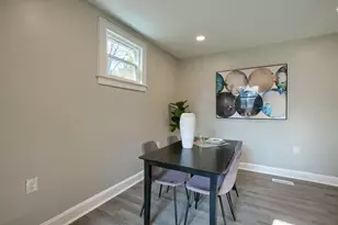 1071 Seymour Ave, Columbus, OH 43206 - Photo 9