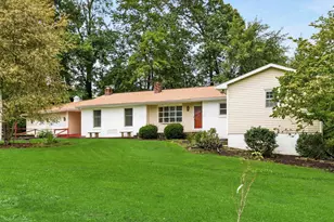 300 Eastlawn Cir, Zanesville, OH 43701 - Photo 1