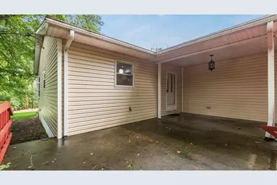 300 Eastlawn Circle, Zanesville, OH 43701 - Photo 47