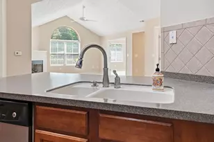 557 Ruttington Ln, Westerville, OH 43082 - Photo 31