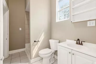 1044 E Long Street #1046, Columbus, OH 43203 - Photo 17