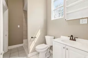 1044 E Long St, Columbus, OH 43203 - Photo 17
