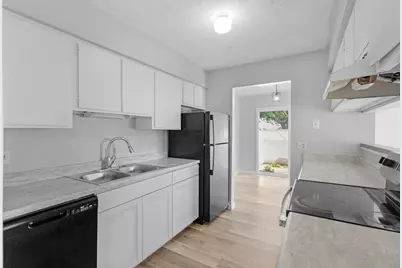 5204 Dierker Road #D, Columbus, OH 43220 - Photo 9