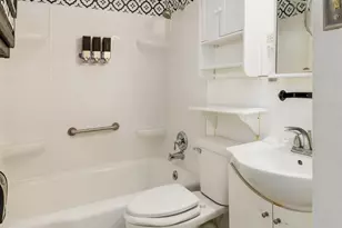 1018 E 19th Ave, Columbus, OH 43211 - Photo 23
