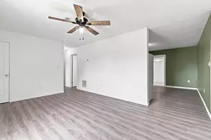1062 Tobi Dr, Columbus, OH 43207 - Photo 9