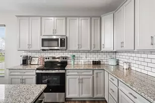 7081 Sanctuary Dr NW, Pickerington, OH 43147 - Photo 5