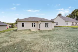 867 Fairway Dr, Howard, OH 43028 - Photo 27