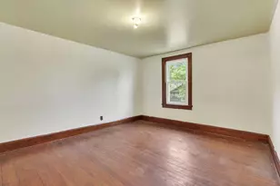597 N Cedar St, Newark, OH 43055 - Photo 23