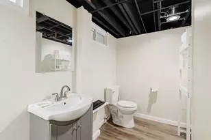 1656 Kenwick Rd, Columbus, OH 43209 - Photo 27